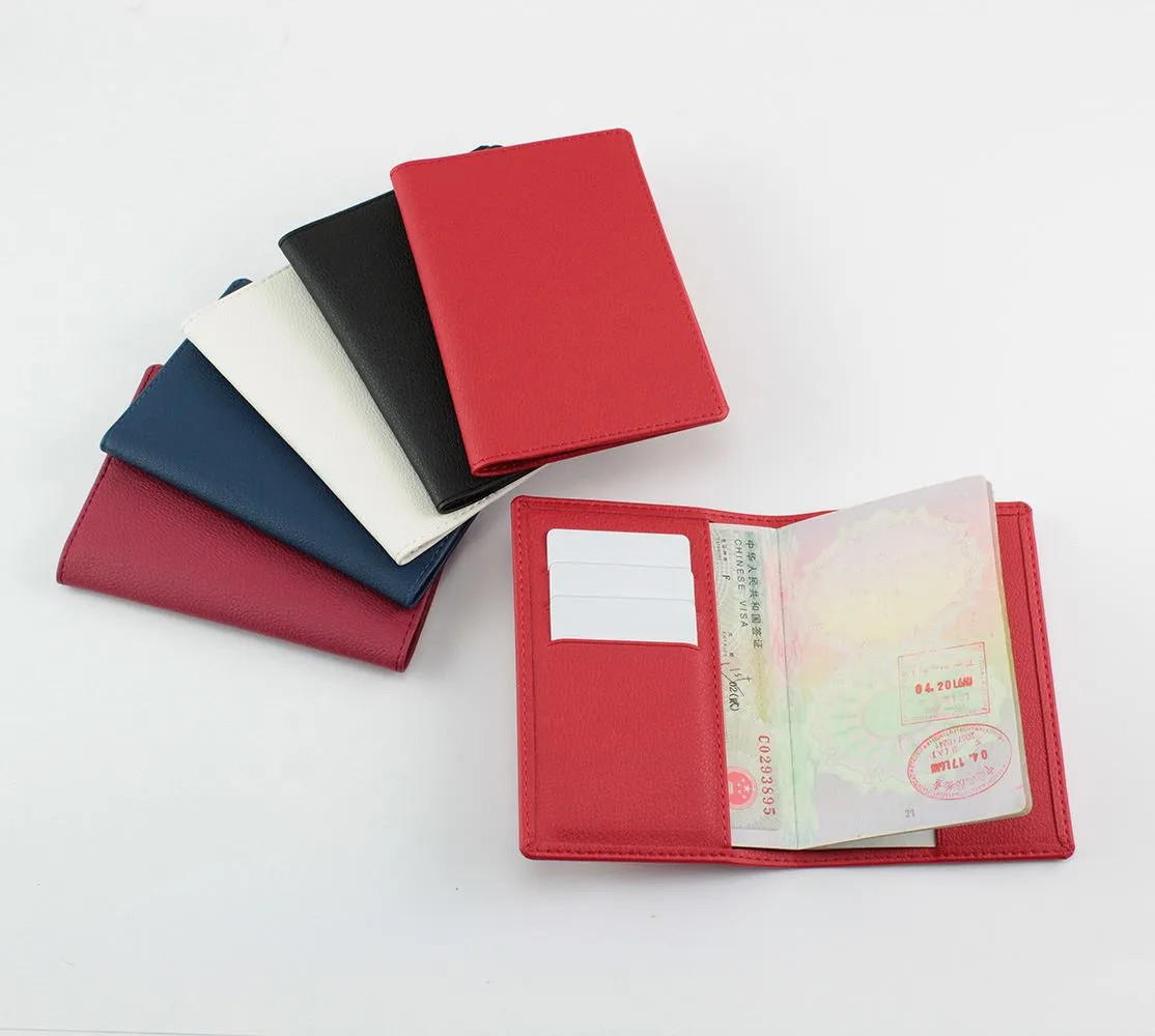 Passport Wallet in recycled Como, a quality vegan rPET