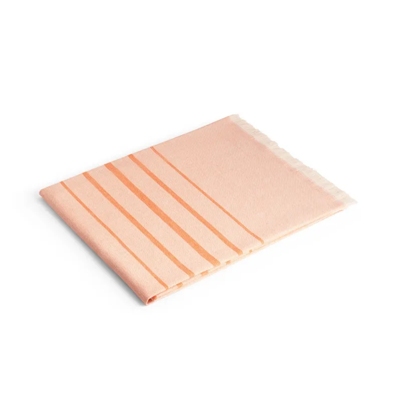 CAPLAN. Multifunctional towel made of light and resistant cotton (90%) and recycled cotton (10%)