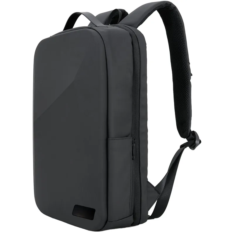 SCX.design L12 shield backpack with built-in 10.000 mAh power bank and 3-in-1 charging cable